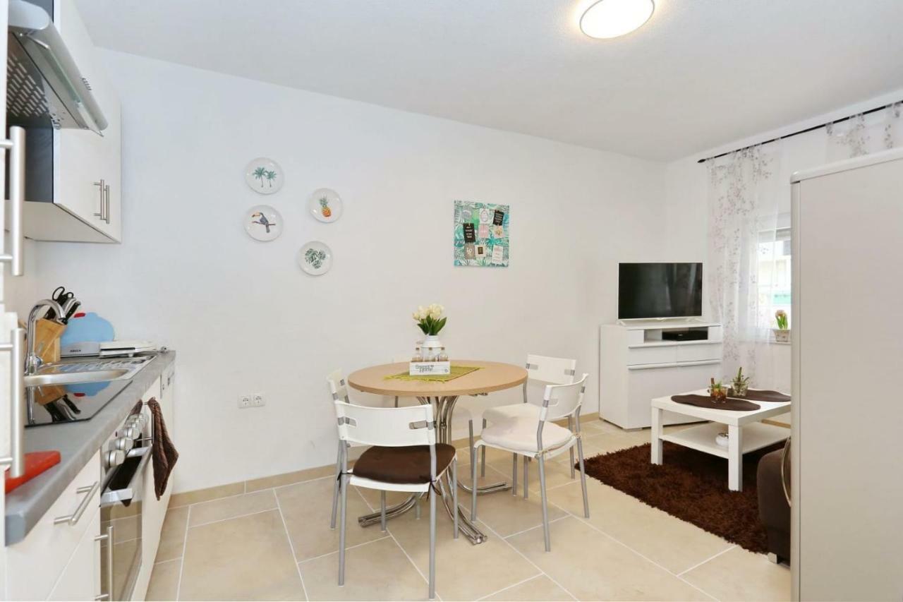 Appartement Malu Vir Extérieur photo