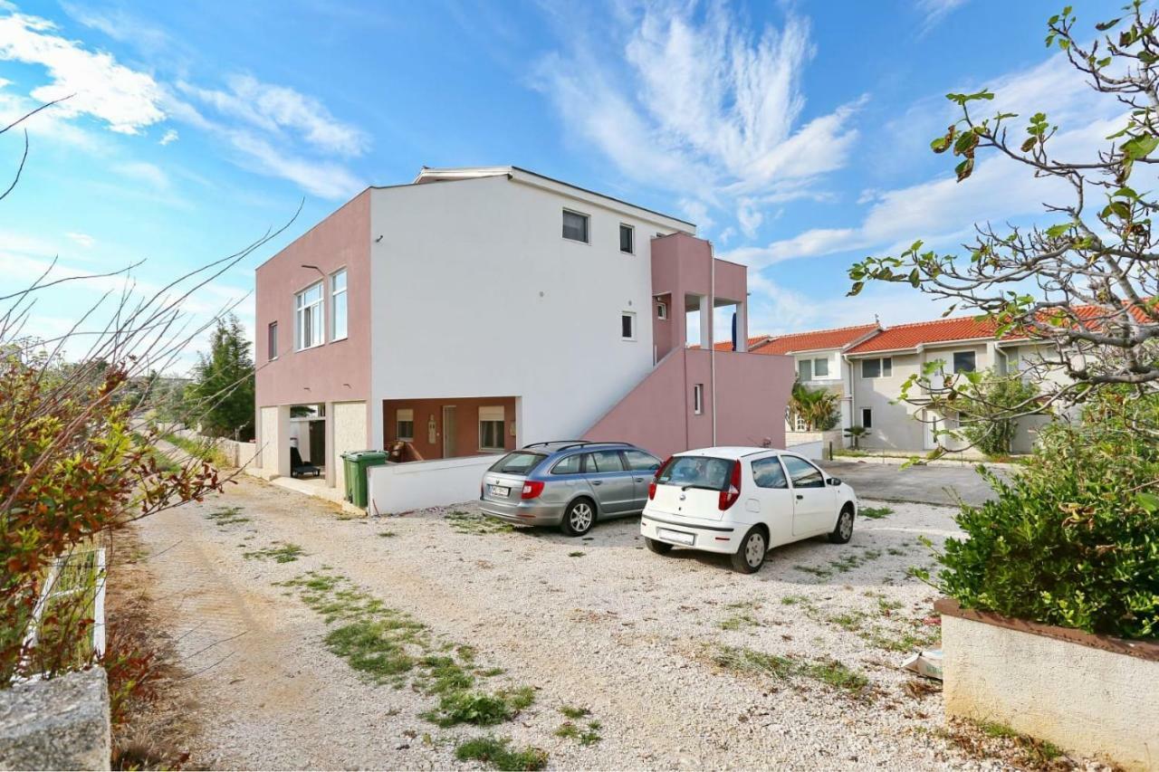 Appartement Malu Vir Extérieur photo