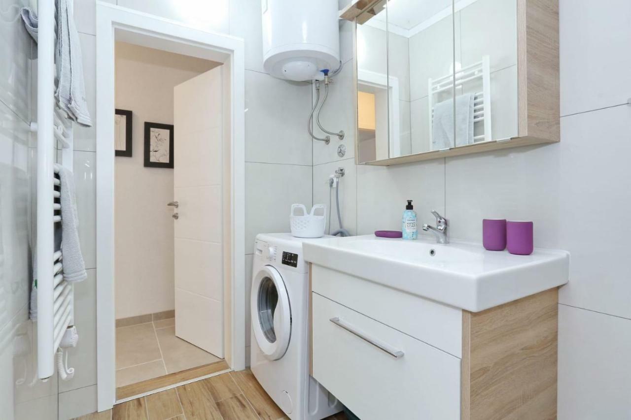 Appartement Malu Vir Extérieur photo