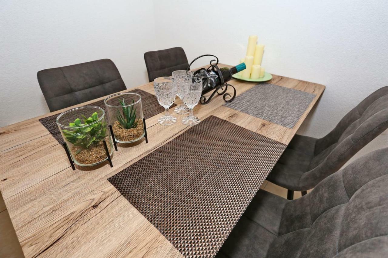 Appartement Malu Vir Extérieur photo