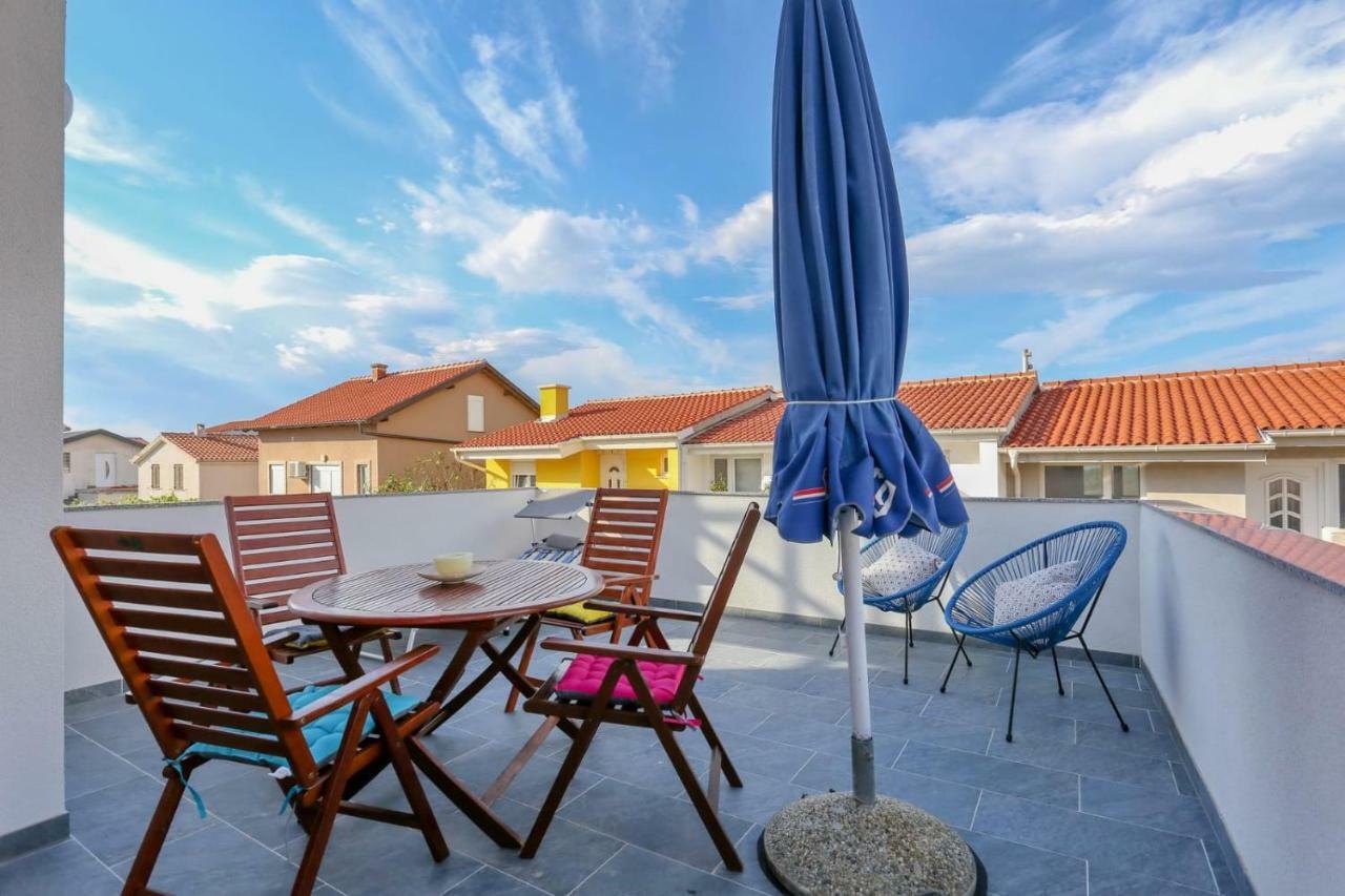 Appartement Malu Vir Extérieur photo